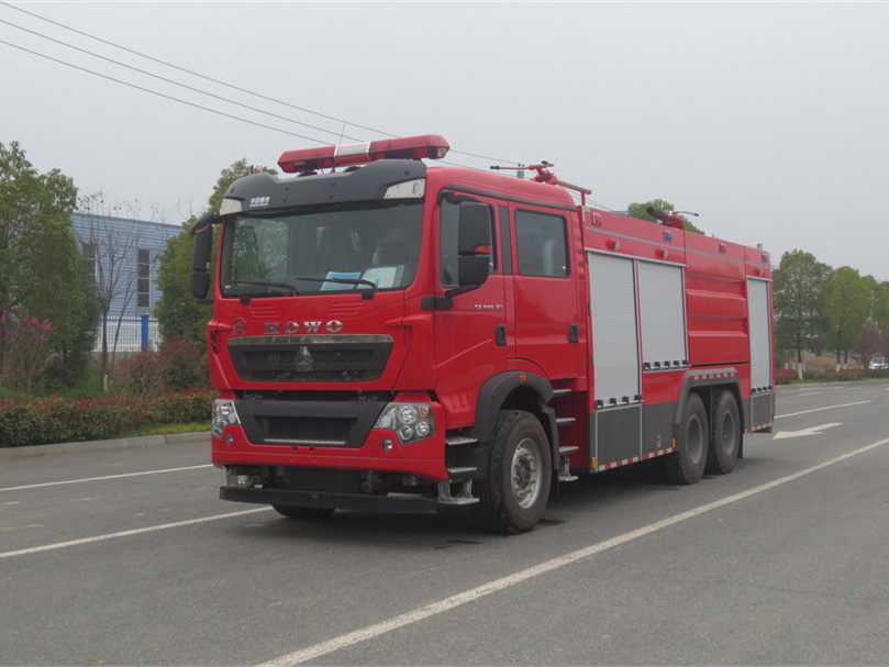 7噸干粉水聯(lián)用消防車