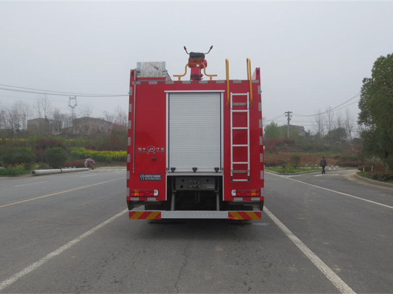 7噸干粉泡沫聯用消防車